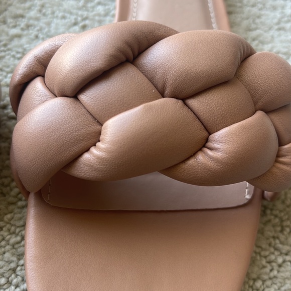 Slides - Picture 6 of 6